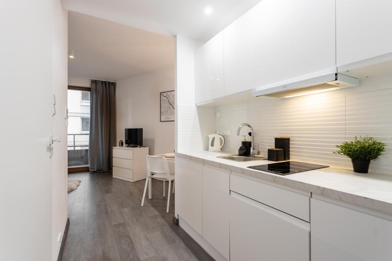 Golden Apartments Warsaw - Bright And Modern Apartments -Premium Building In Top Location- Solidarnosci ภายนอก รูปภาพ